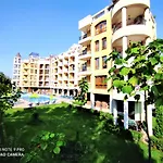 Diamond Palace 阳光海滩