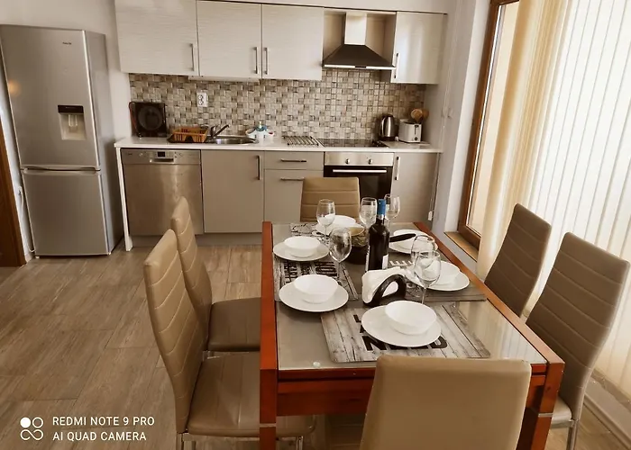 Diamond Palace דירה *