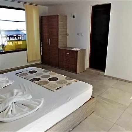 Diamond Palace Διαμέρισμα Σάνι Μπιτς