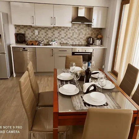 Diamond Palace شقة *