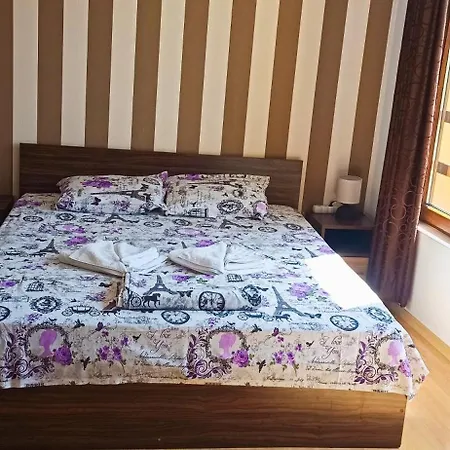 Diamond Palace شقة