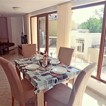 Diamond Palace شقة