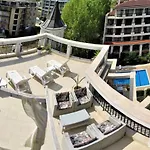Diamond Palace * Sluneční pobřeží