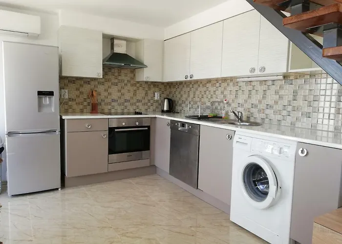 Diamond Palace * Slăntjev Brjag